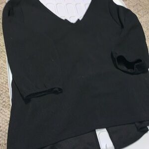 Ny and co blouse v-neck split bow back